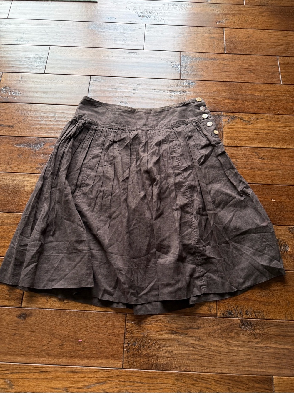 Banana Republic Size 10 Brown Pleated A-Line Skirt with Side Buttons